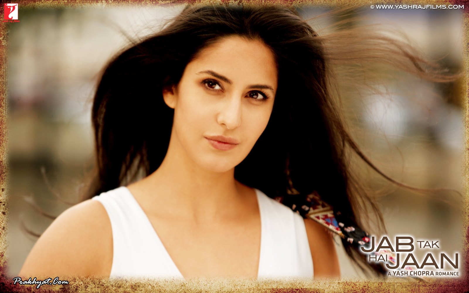 http://2.bp.blogspot.com/-hbHKDg-2SQs/UJ_G1J6yZ6I/AAAAAAAA70M/GpZAJh3Wpb4/s1600/Jab+Tak+Hai+Jaan+Wallpapers+HD+(12).jpg