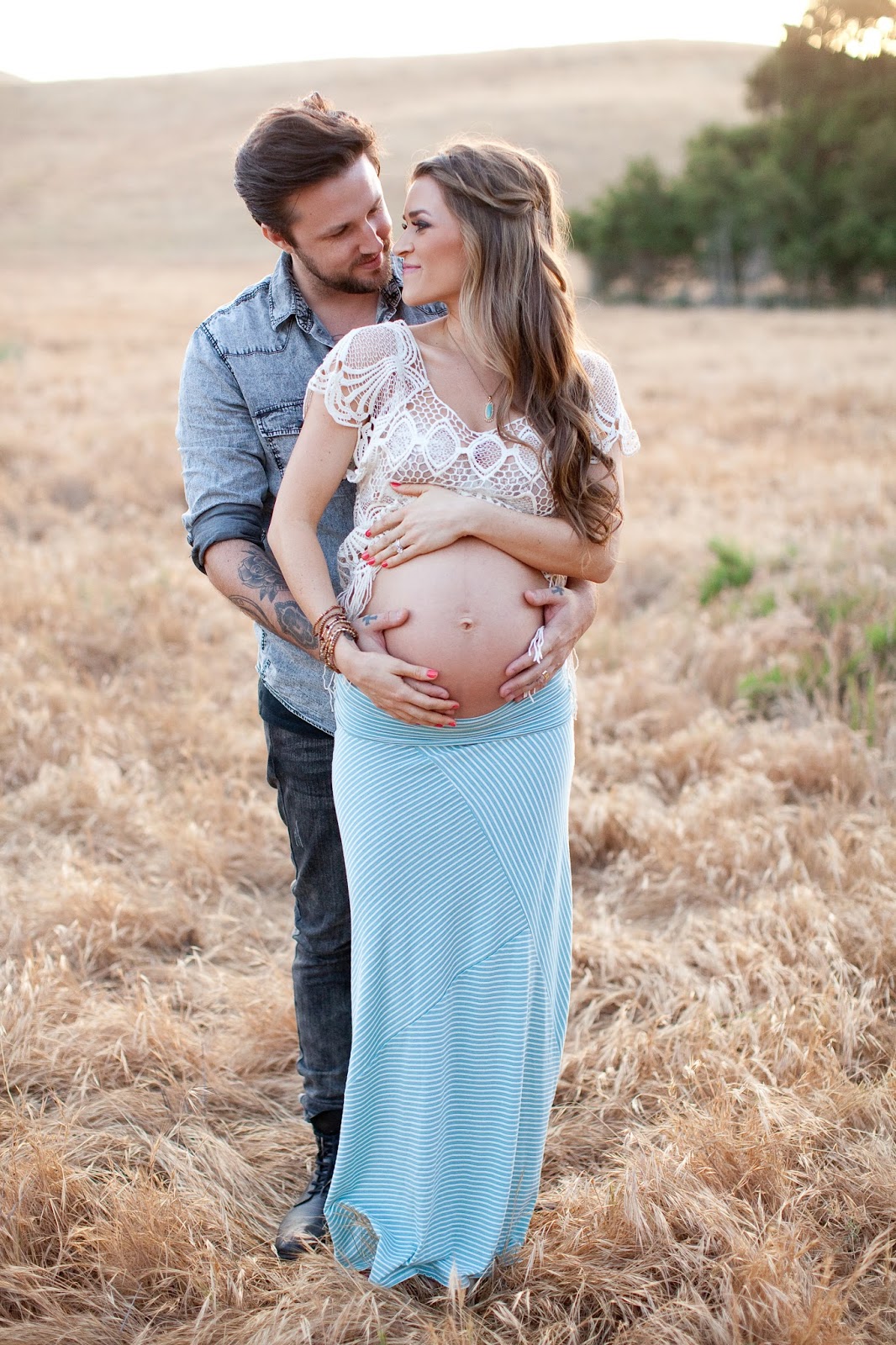 TESSA RAYANNE: Maternity Photoshoot: Celebrating Our First Baby
