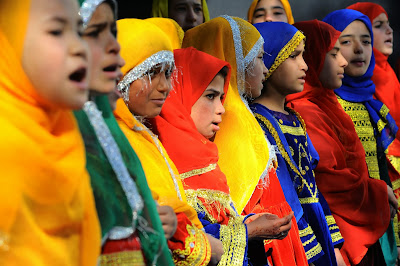 Afghanistan, Color, Children, Circus, Showbiz, Show, Kabul, Mobile, Mini, NGO, MMCC, Education, Entertainment, Ball, Talent, Training, Juggle, Play, 