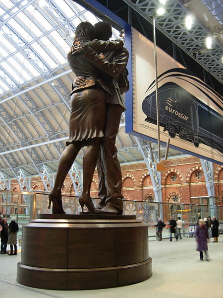 450px-The_Meeting_statue_at_St_Pancras_Station.jpg