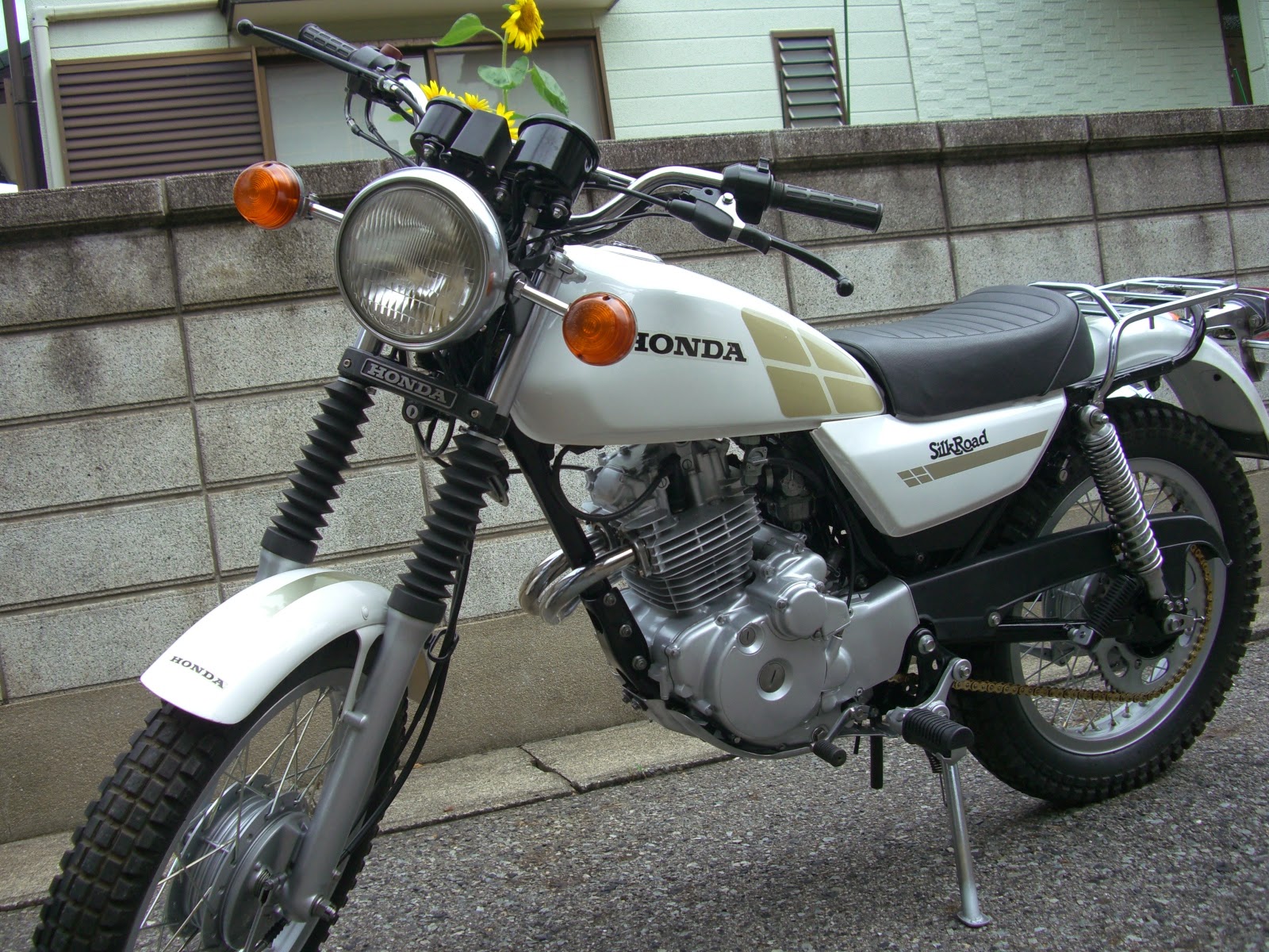 バイク工房shin S Blog Hondaシルクロード 遂に誕生 やっとカイ