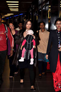 Aishwarya and Aaradhya Bachchan spotted at the Mumbai Airport