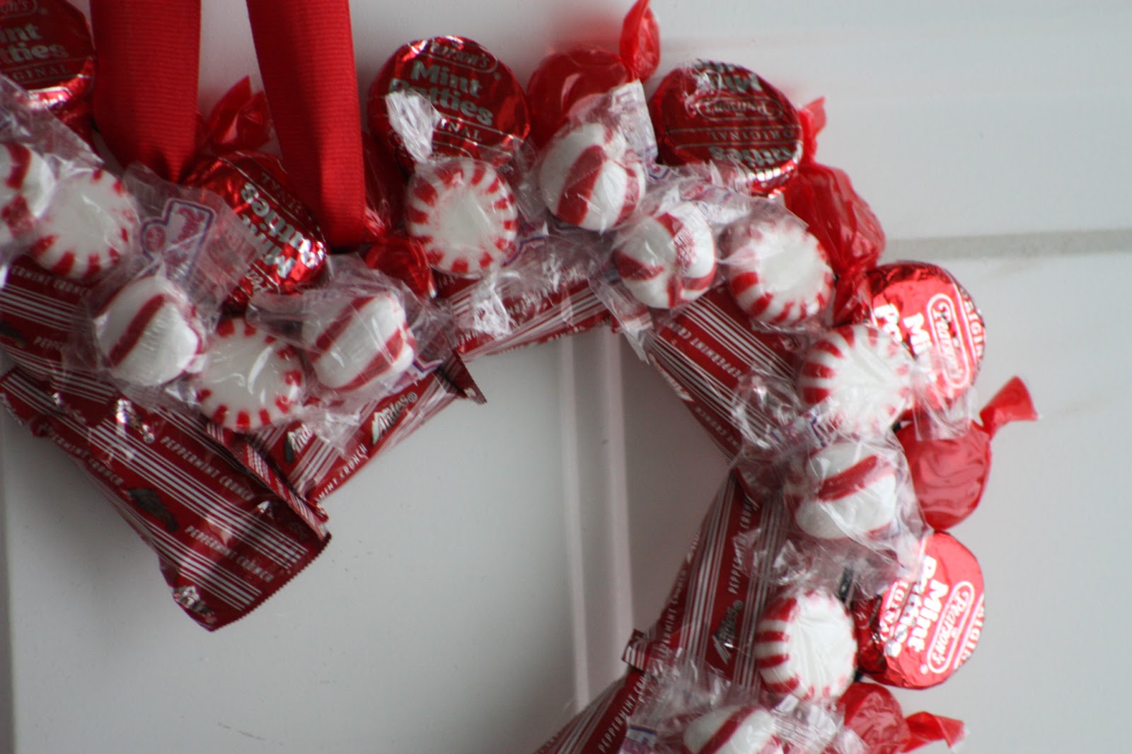 like a pretty petunia [Valentine] Share the Love Candy Wreath