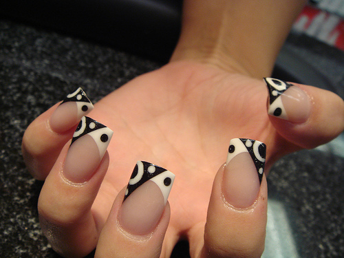 Most simple painting nails you Most simple painting nails you