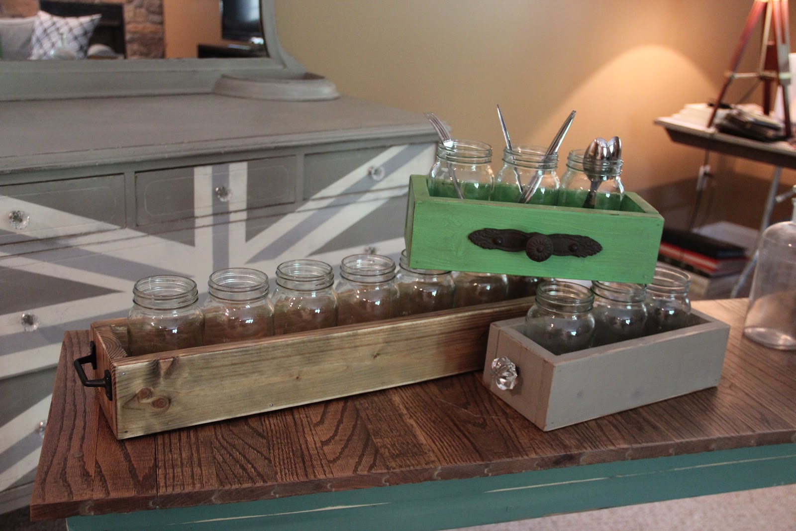 Funky Junk Wooden Mason Jar Crates