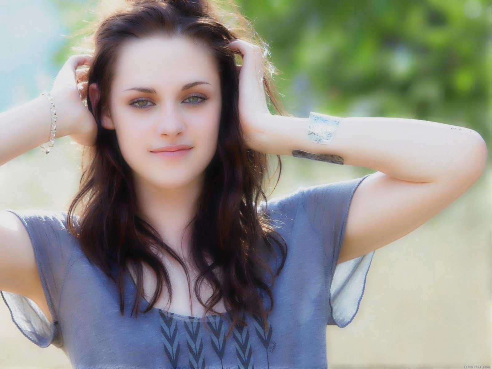 http://2.bp.blogspot.com/-hiQmbTQfd28/T8spZTo9nQI/AAAAAAAAAMM/tRnD9d1MZH8/s1600/Kristen+Stewart+HQ+Wallpapers+(6).jpg
