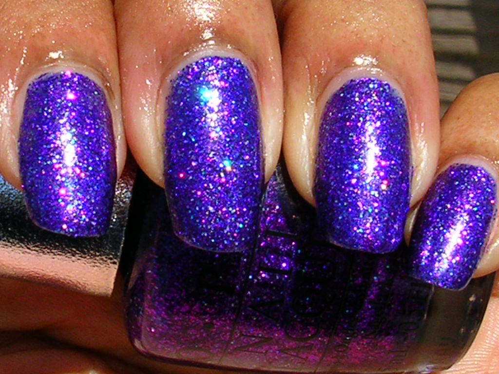 CANDY COATED TIPS: OPI DS Royal