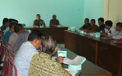 KODIM 0725/SRAGEN LAKSANAKAN RAKOOR KARYA BHAKTI GERBANG SUKOWATI KE-6 DALAM RANGKA SERBUAN TERITORIAL