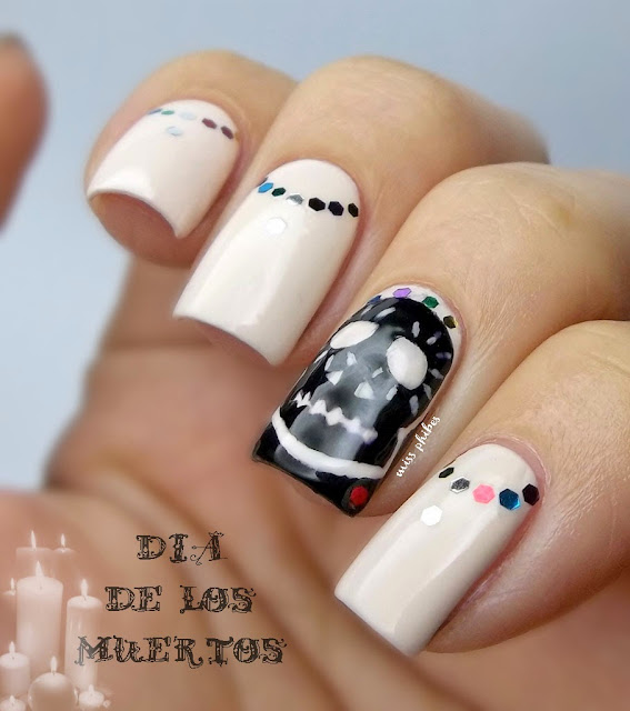 Día de los Muertos nail art