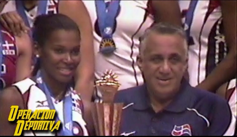 Premiación con la medalla de Oro a las Reinas del Caribe (VIDEO)