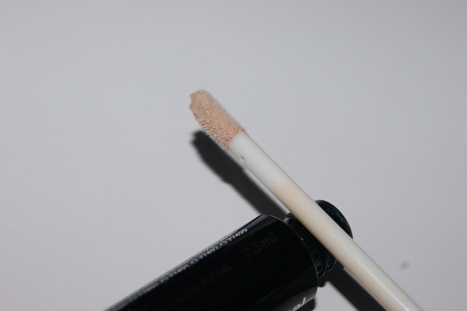 MUA Professional Eye Primer Review The Sunday Girl