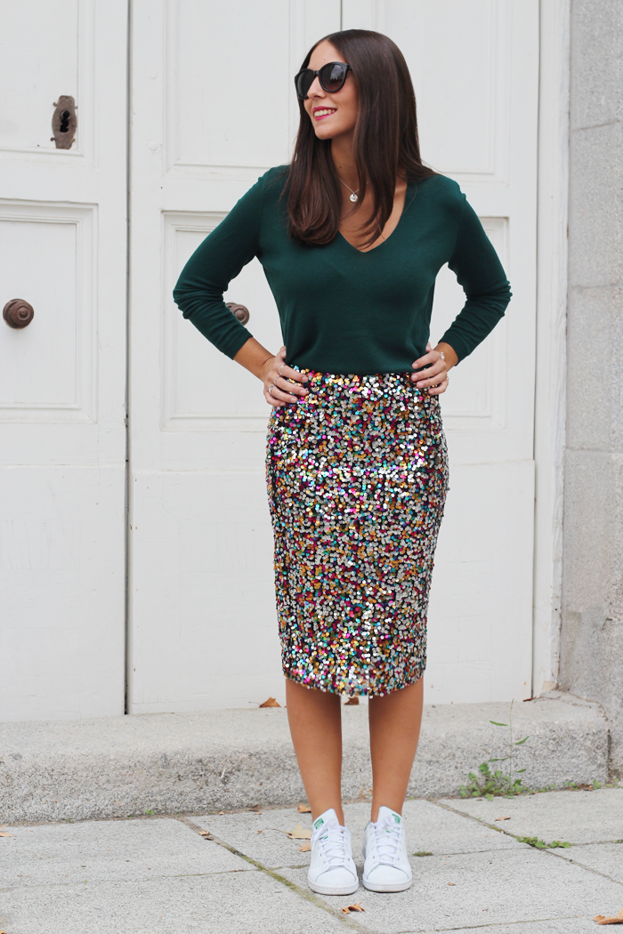 ALL THAT SHE WANTS blog de moda Falda de lentejuelas y Adidas