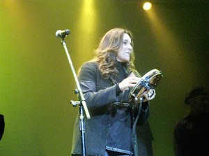“O que é que a gente quer? Sorte, Saúde, Grana, Amor e Sexo...” Así se despidió Ana Carolina en su primera presentación en Argentina