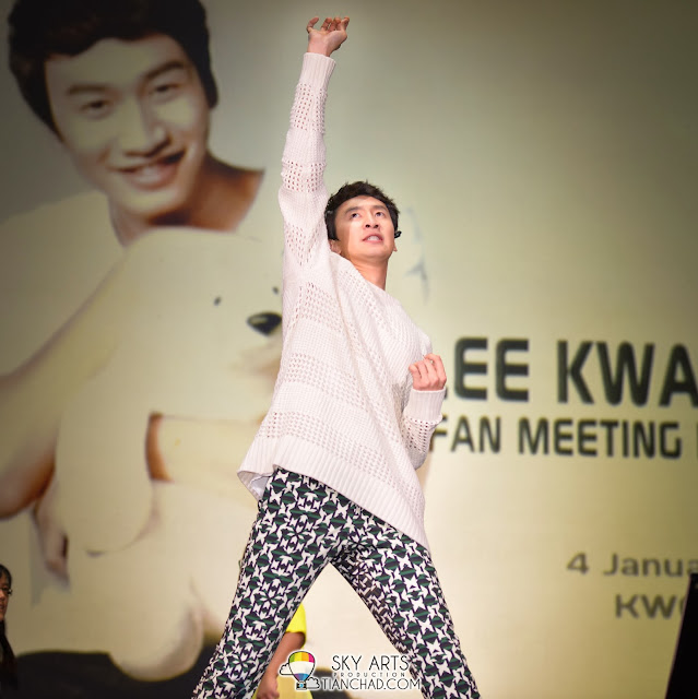 "Give me power!!" Lee Kwang Soo Fan Meeting in Malaysia