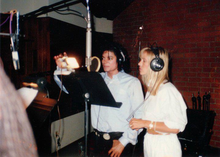 Michael-in-July-1987-during-the-recording-of-Je-Ne-Veux-Pas-La-Fin-De-Nous-the-French-version-of-th-michael-jackson-29926958-720-515.jpg