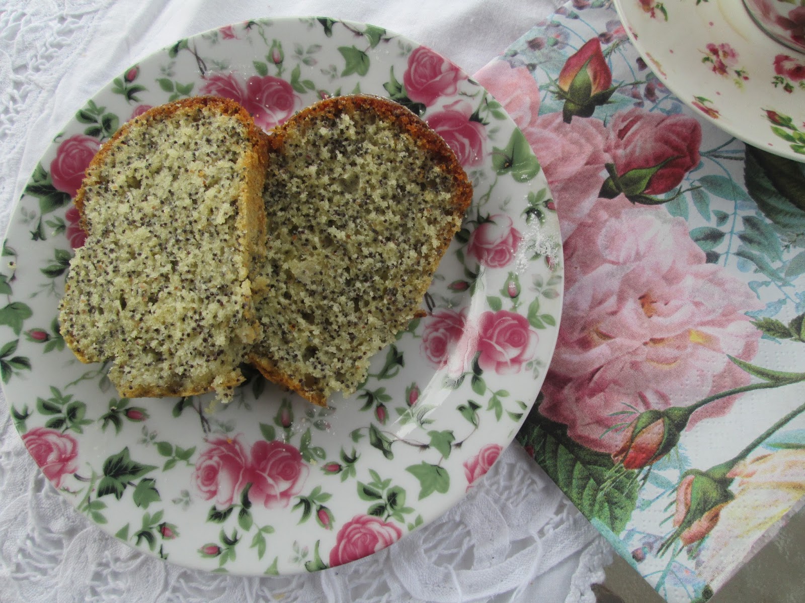 Canela kitchen (gloria) Poppy seeds cake with orange glaze