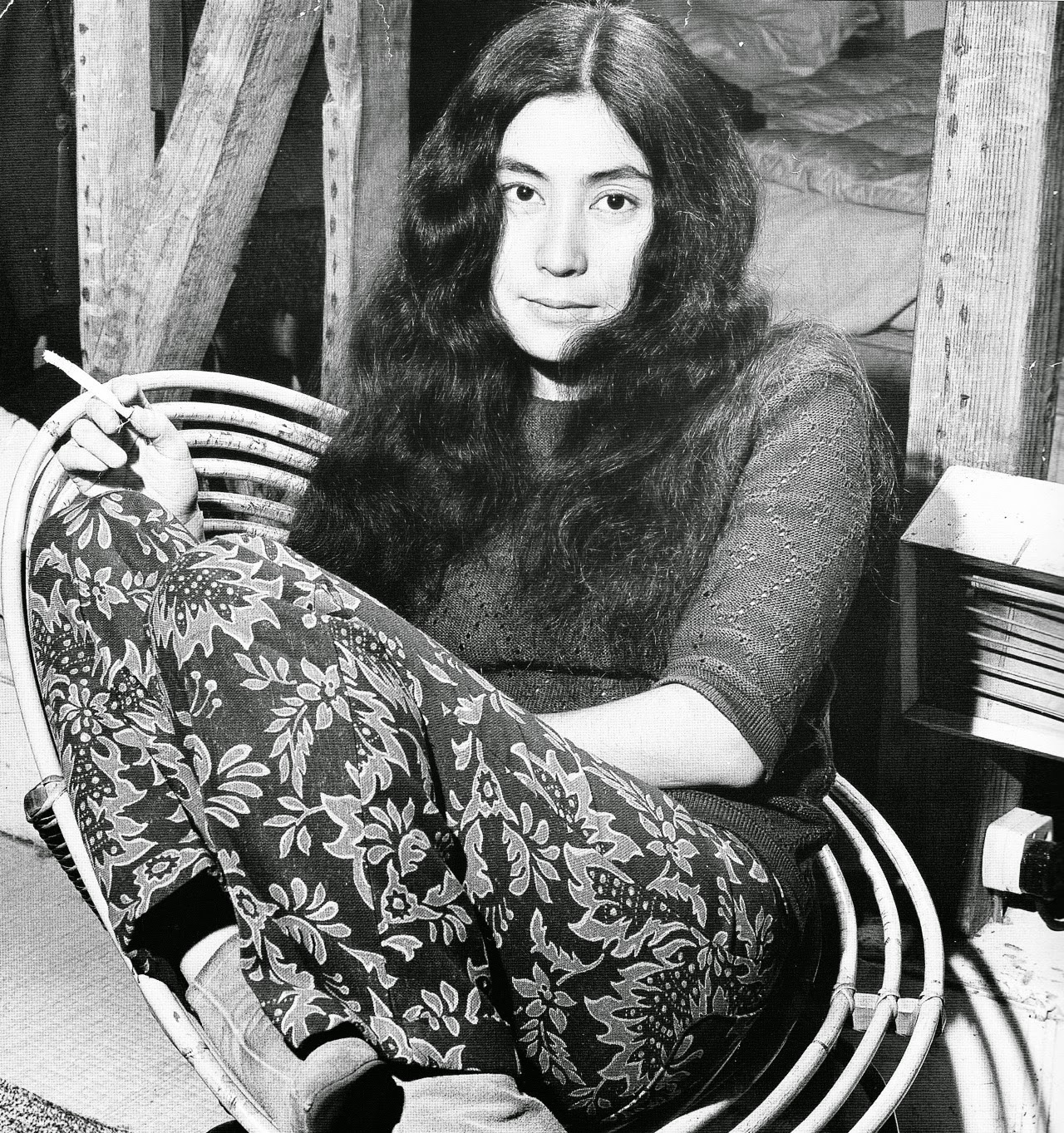 Rare Portraits of Yoko Ono in the Early 1960s, Before She Married John