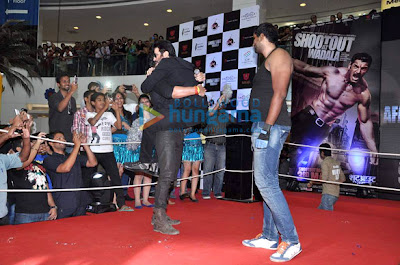  John Abraham, Anil Kapoor & Tusshar promote 'Shootout At Wadala' at Infinity Mall Malad