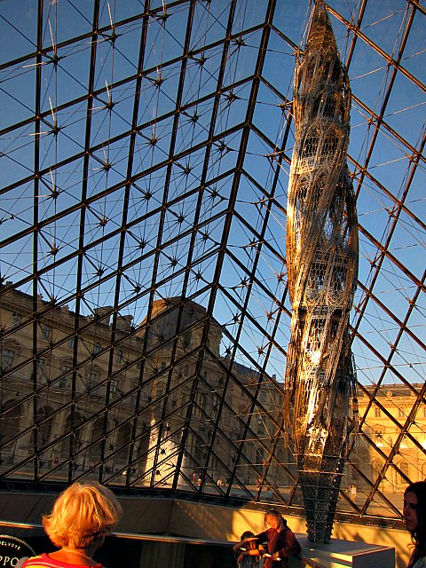 Louvre i Paris