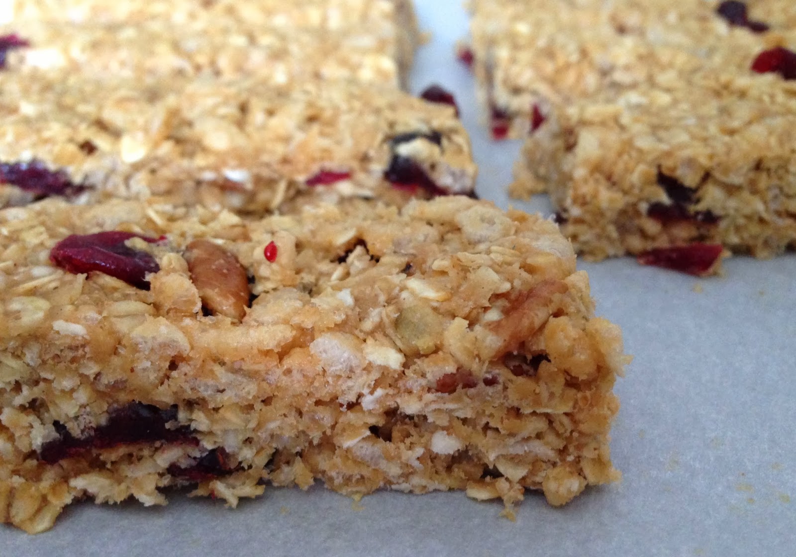 Healthy Cranberry Pecan Granola Bars