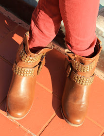 Outfit of the day studded boots www.likesopretty.com Outfit of the day studded boots www.likesopretty.com