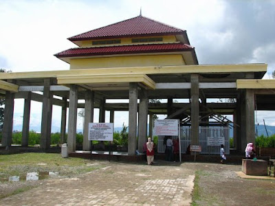 Wisata Religi dan Spiritual di Makam Syiah Kuala - Aceh Tourism Agency