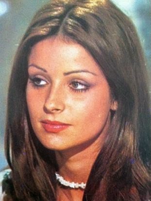 Munoz miss universe 1974 amparo Miss Universe