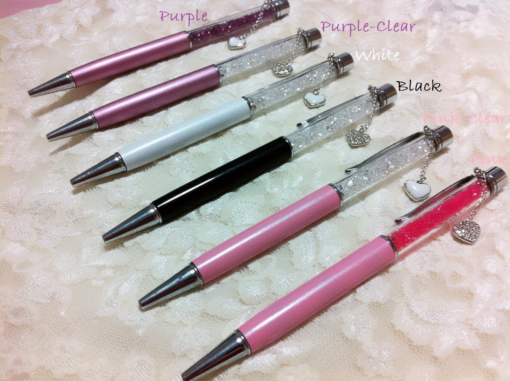 Swarovski Pens Fashionistas who travel around the world to bring the