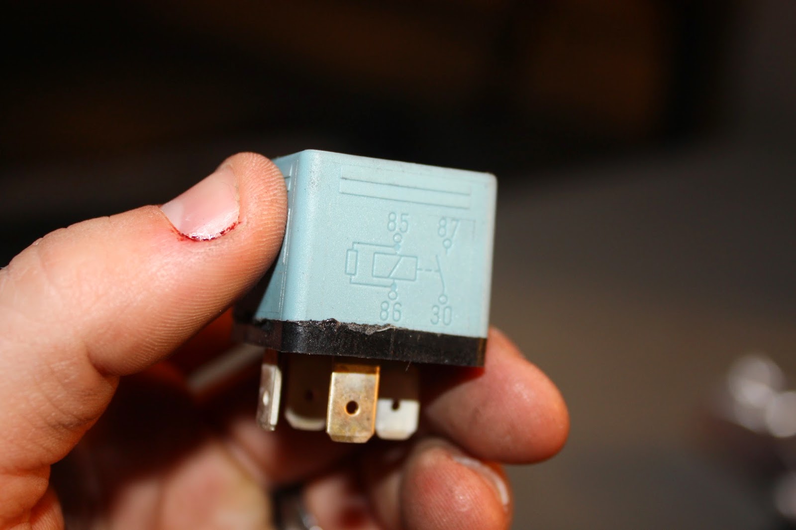 KrEvCon BMW Parts E30 Bosch Relay (0 332 014 454)