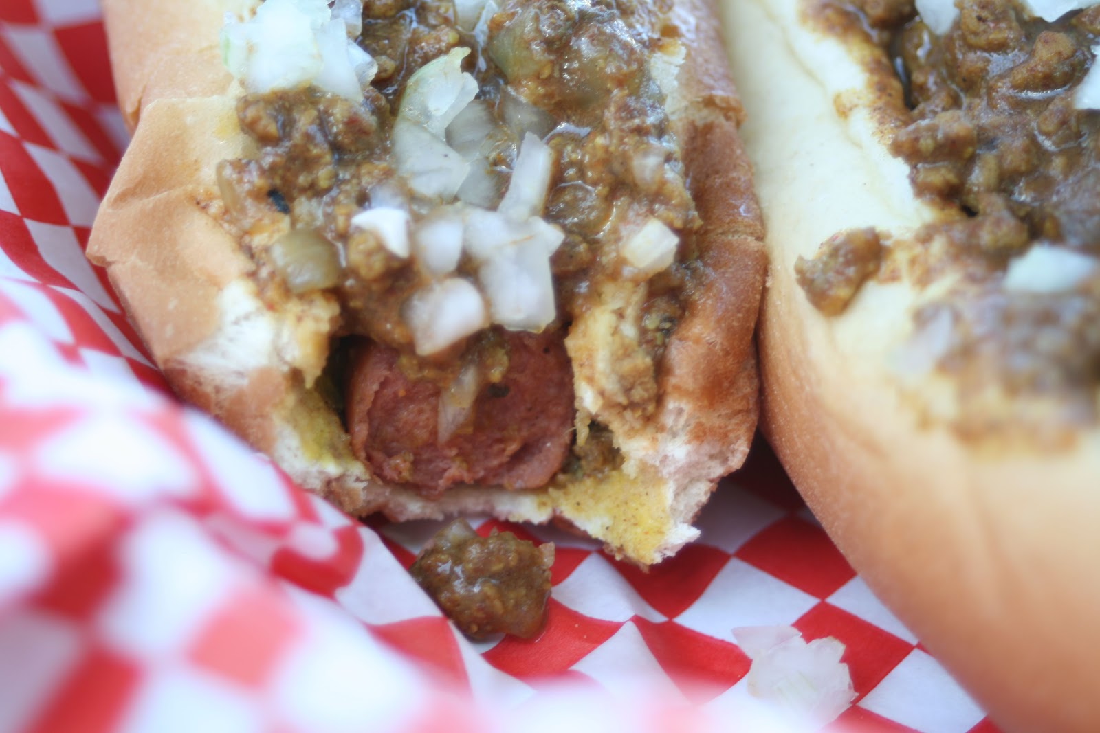 tune 'n fork Texas Hots