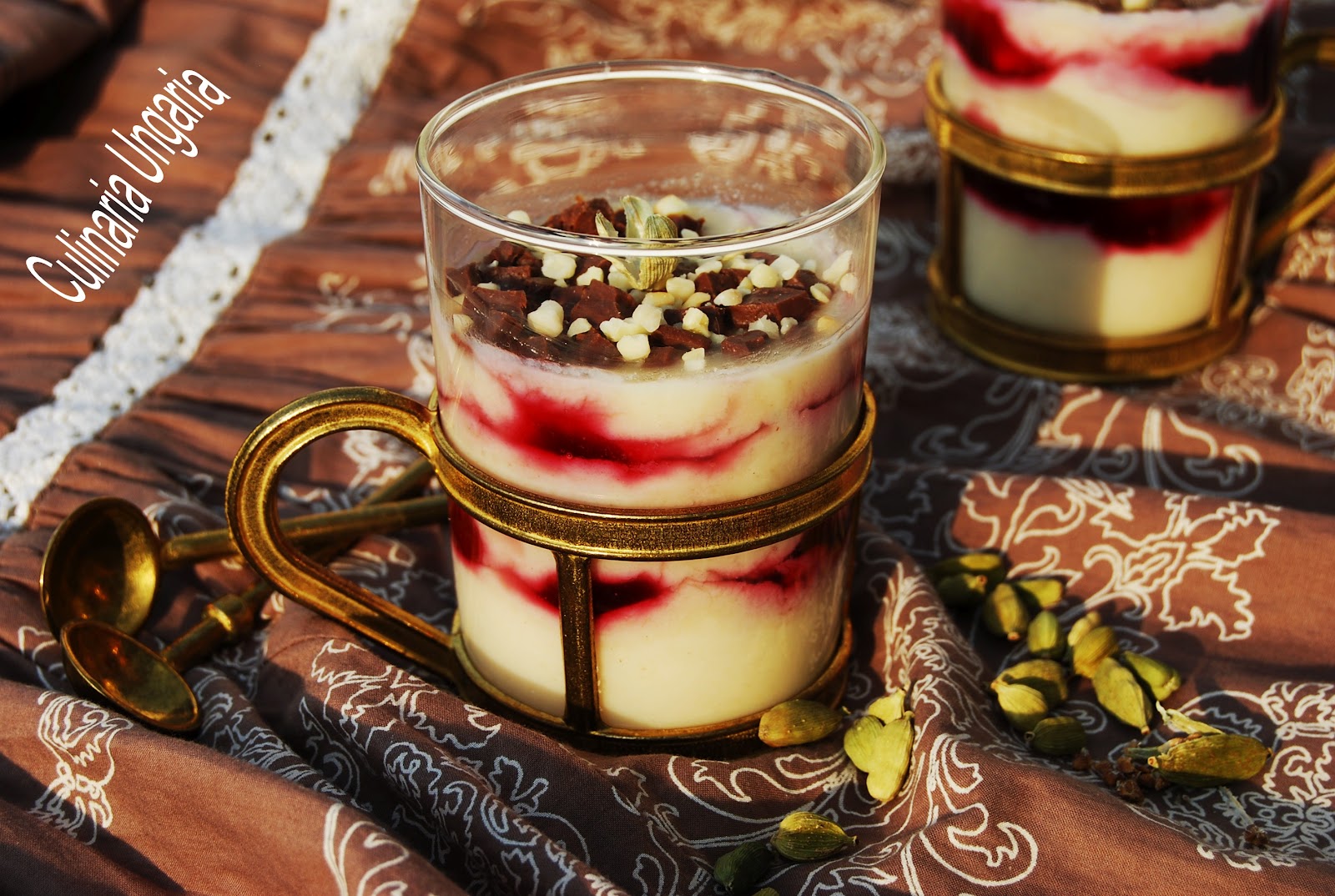 Culinaria Ungaria: Keskül: türkischer Mandelpudding mit Kardamom und