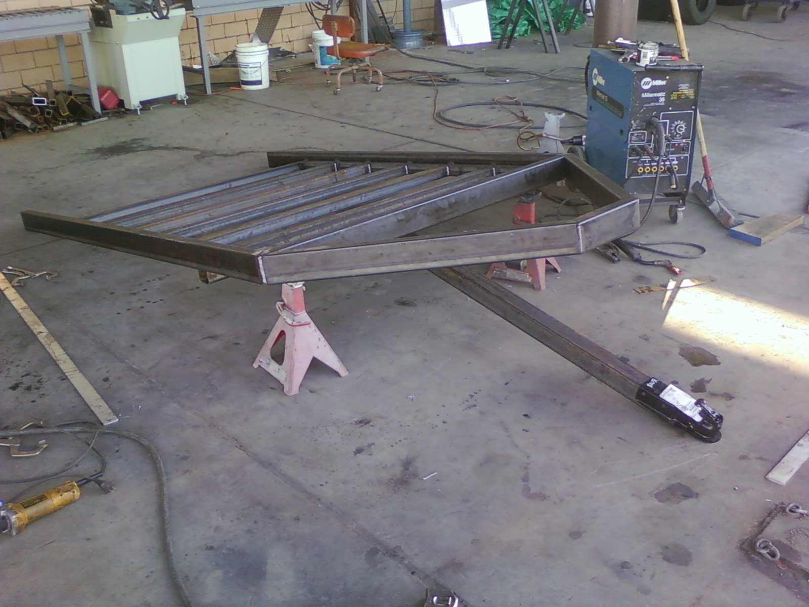 RTW Tilt Bed Trailer