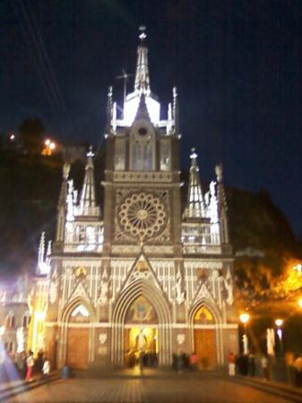 Santuario Nuestra Señora de Las Lajas-Ipiales Colombia