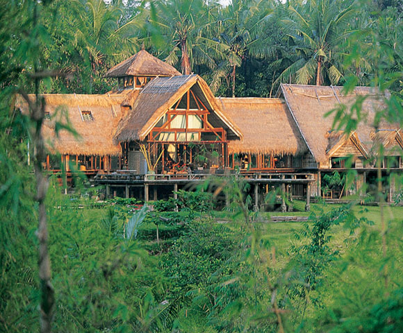 All About Beach: April 2011