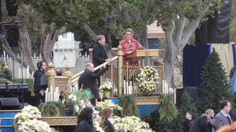 The Disneyland Traveler Blog The Disneyland Traveler Kurt Russell And The Throngs Of Others
