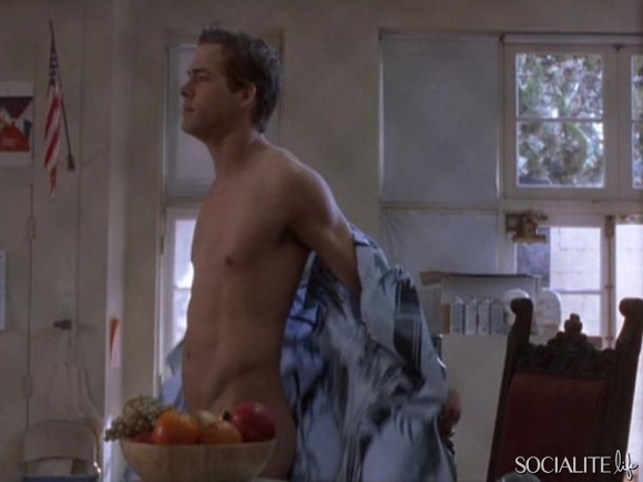 nude fucking video dailymotion from Kamren ryan reynolds naked butt