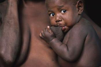 Fili Tuttugum Yerden Bir De Ben Tarif Edeyim Uzun Sure Emzirmek Zararli Mi