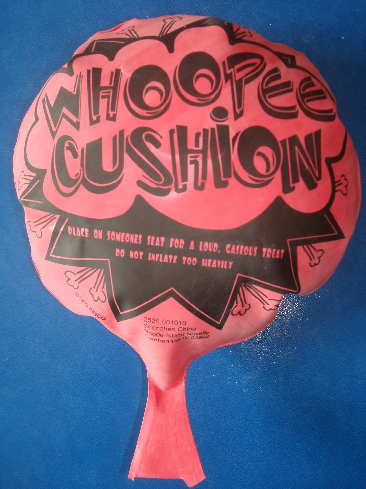 Whoopee Cushion Jumbo Woopee Whoopie Cushon Joke Fart Bag 16cm New by Smiffys 