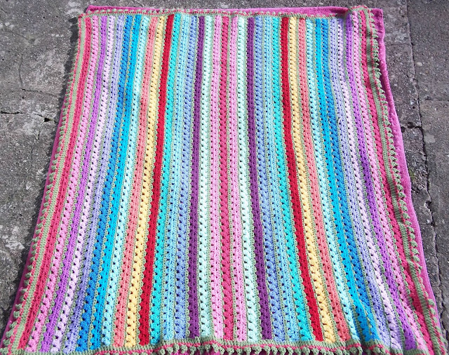 Lucy 'In the sky' 'Meadowsweet' Crochet Cot Blanket Free Pattern