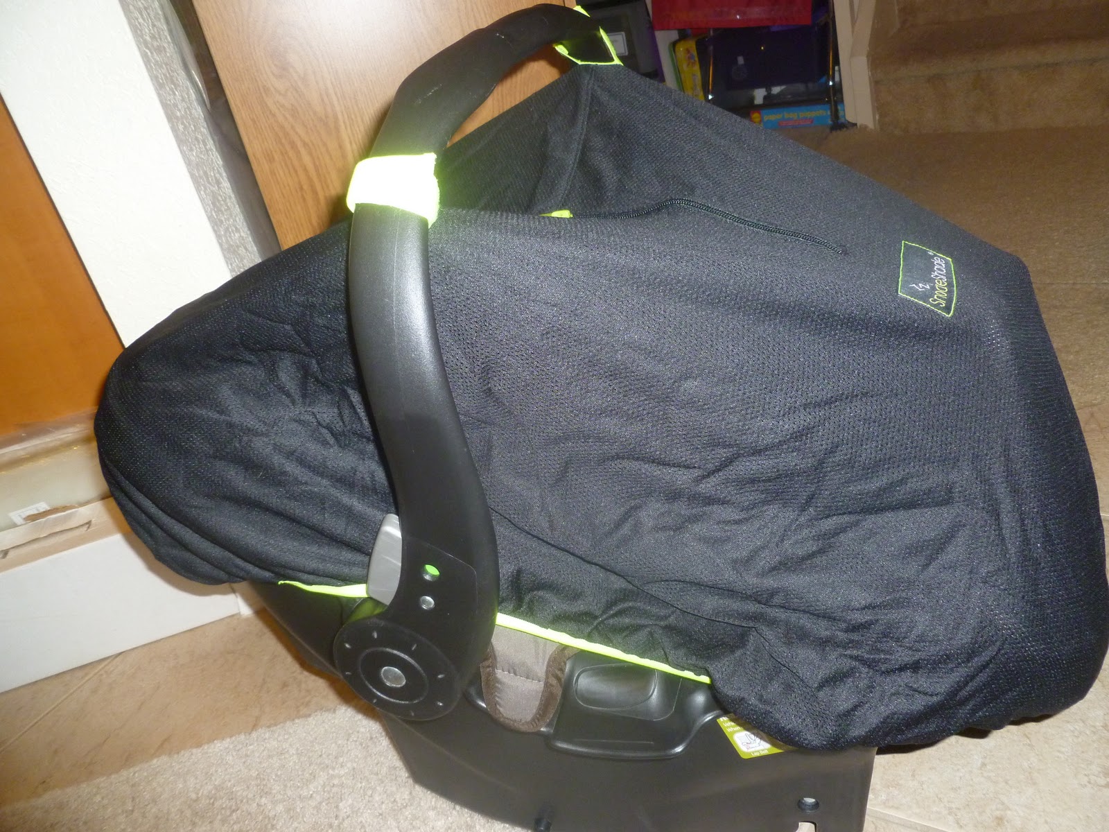SnoozeShade For Car Seat Review and Giveaway Mama to 6 Blessings