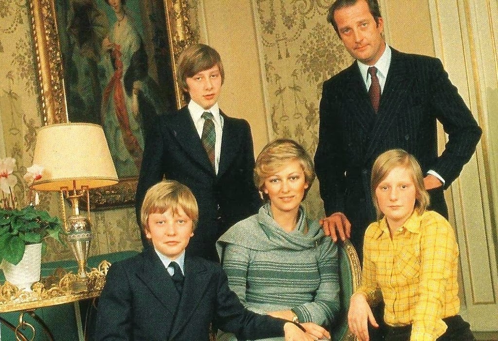 30the+family-HH.RR.HH.+The+Princes+of+Liege,+later+Kings+of+Belgium,+and+HH.RR.HH.+Princes+Philip,+Laurent+and+Astrid+of+Belgium+++The+royal+family+of+Belgium+in+late+70s..jpg