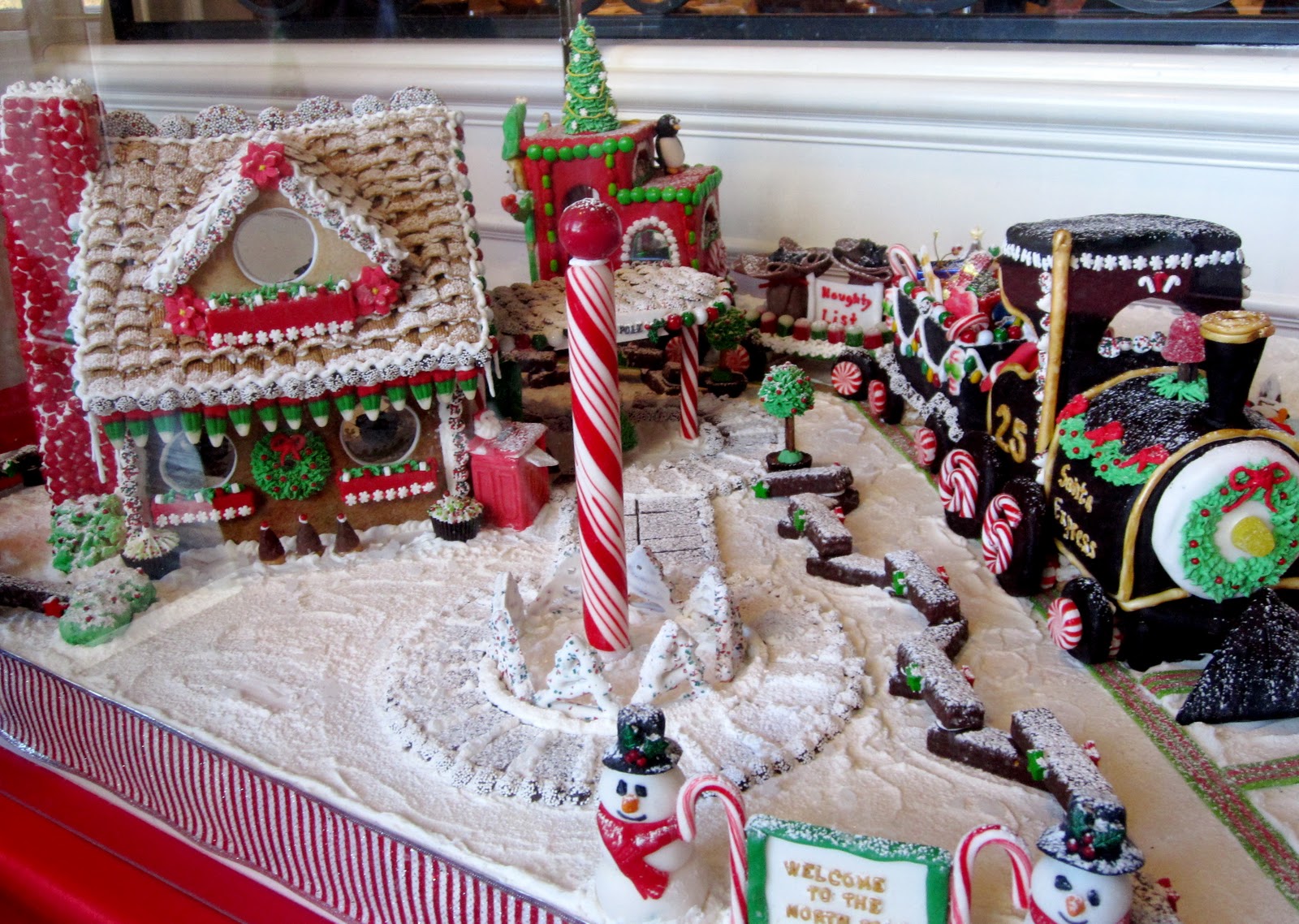 10 Beautiful 2 Story Gingerbread House Architecture Plans