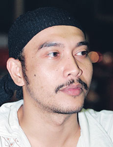 Isma halil hamzah dadah