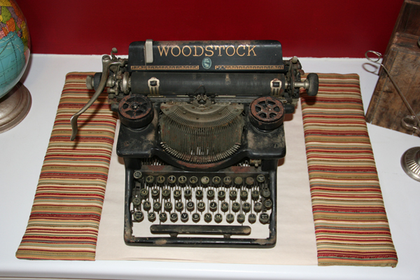 Life Moves Pretty Fast Diy Desk Blotter