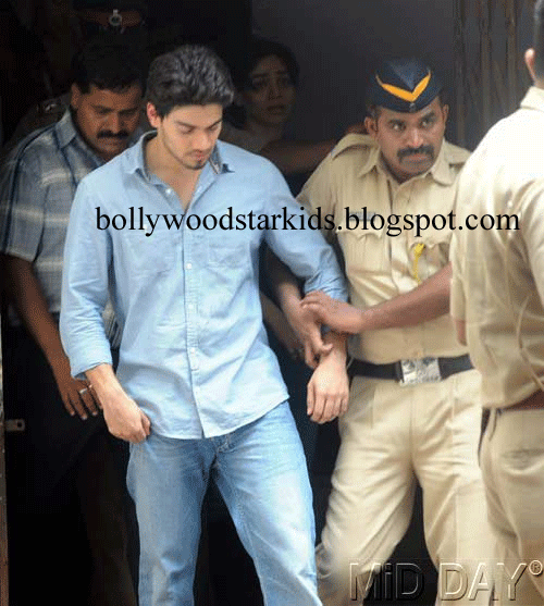 Bollywood Star Kids Aditya Pancholi S Son Sooraj Pancholi Arrested By Mumbai Police In Jiah Khan S Suicide Case Sooraj pancholi came back on screen after 4 years of his debut with satellite shankar as he was during the promotions of the film, sooraj pancholi opened up about his father, aditya pancholi's. bollywood star kids
