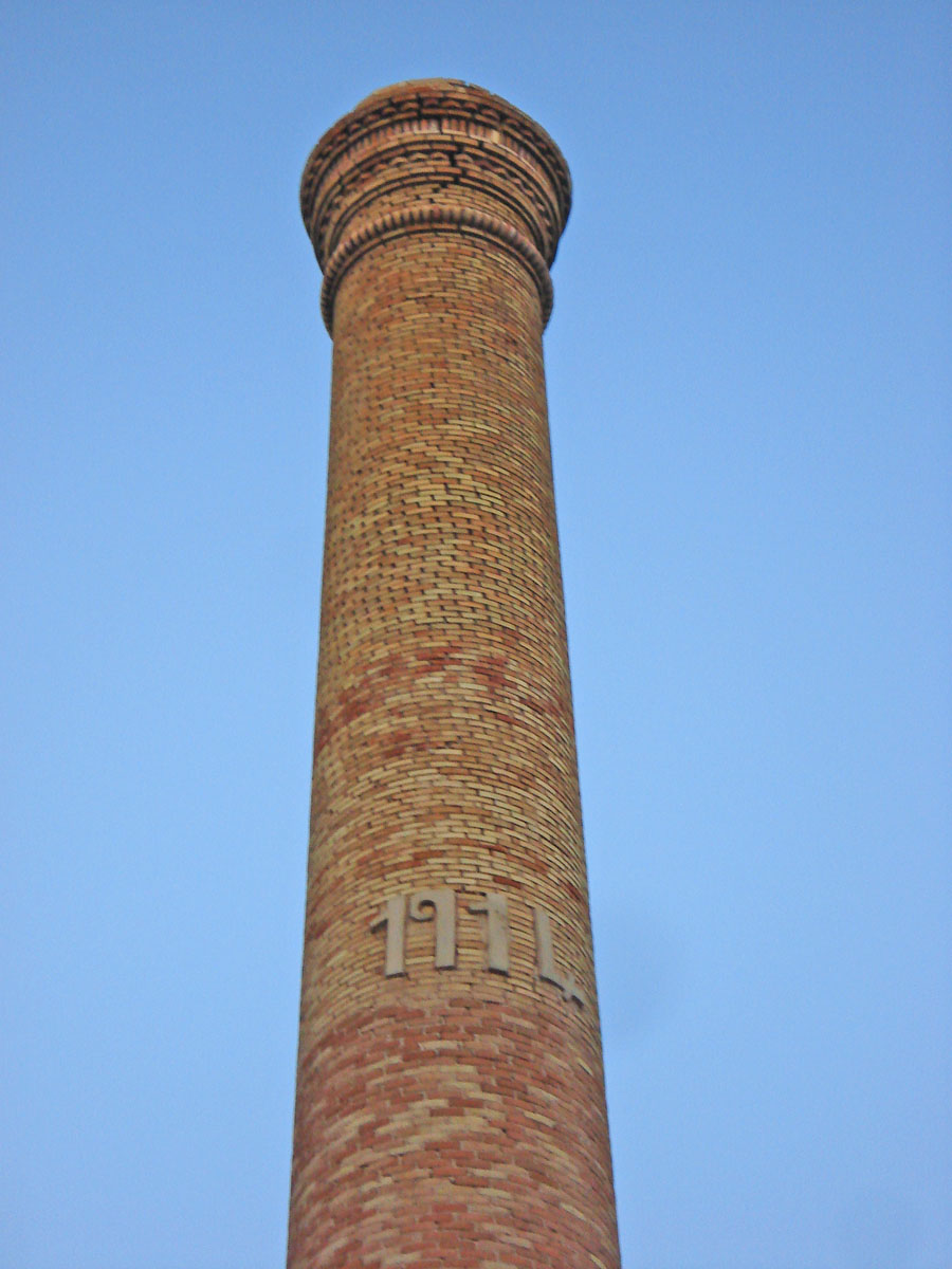 LAS CHIMENEAS DE LADRILLO DE ALICANTE ~ Alicante Vivo