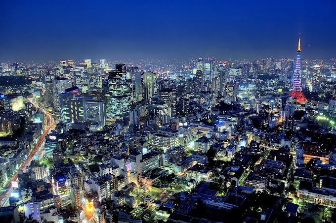 Foto van Tokio bij nacht