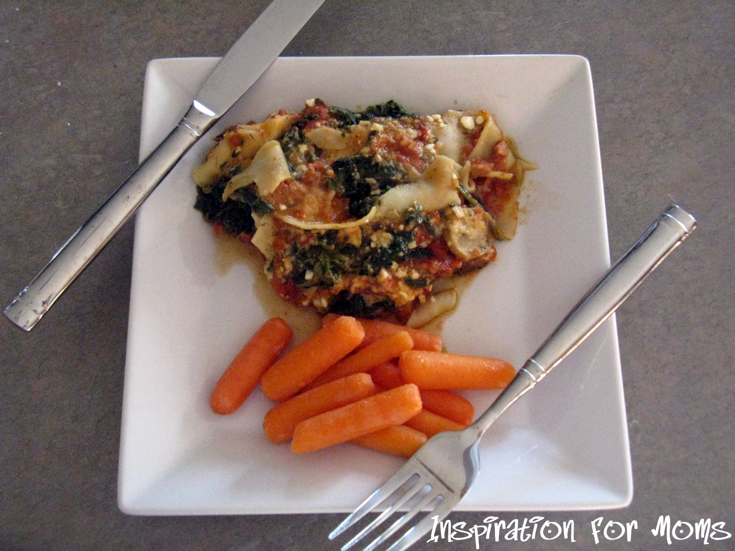 Slow Cooker Sunday Pesto Lasagna with Spinach and Mushrooms