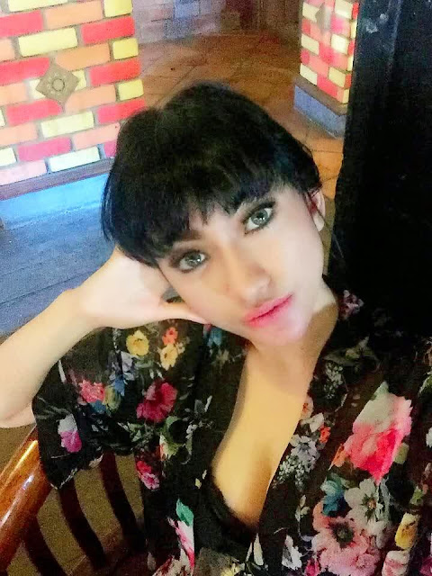 Foto Seksi dan Hot Amel Alvi