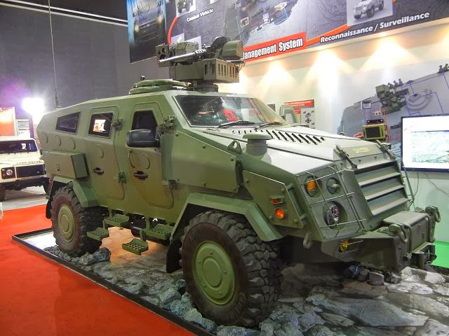 泰國Defense & Security 2013國防與安全展覽:泰國Chaiseri公司First Win 4x4裝甲運兵車輛-展示情形@  阿棟的部落格:: 痞客邦::